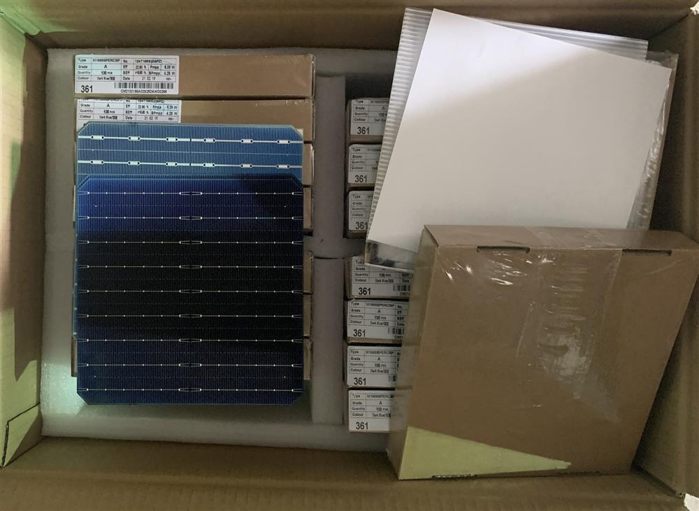 Bắc Giang: Triệt phá hàng triệu tấm Tế bào quang điện